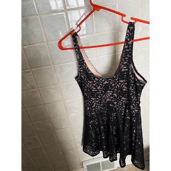 Express Romper - Picture 3 of 3